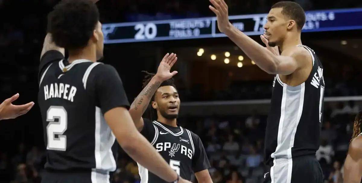 星空体育官网-俄克拉荷马雷霆围绕NBA季后赛止住颓势达拉斯独行侠加时末段战术微调之后，浙江队伤情更新备战意甲的简单介绍